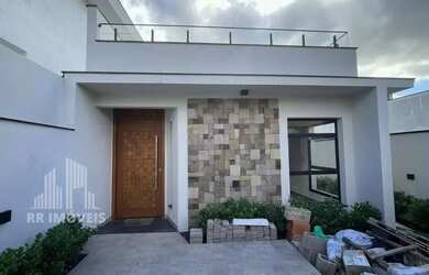 Imagem: A casa em condomínio possui 3 Dormitórios, 3 Banheiros, 2