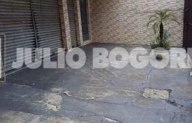 Imagem: O depósito possui 1 Vaga na garagem, 89m² de Área e está