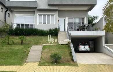 Imagem: A casa em condomínio possui 3 Dormitórios, 5 Banheiros, 4