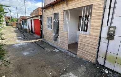 Imagem: A casa possui 2 Dormitórios, 1 Banheiro e 40m² de Área e
