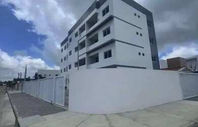 Imagem: O apartamento possui 3 Dormitórios, 1 Banheiro, 1 Vaga na garagem