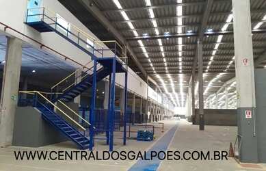 Imagem: O depósito possui 5 Vagas na garagem, 3.000m² de Área e