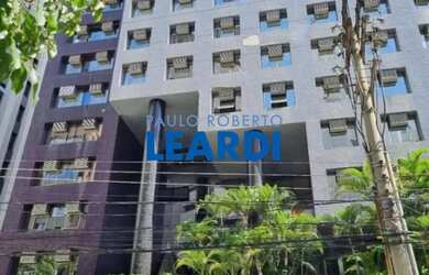 Imagem: O depósito possui 1 Vaga na garagem, 42m² de Área e está