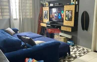 Imagem: O apartamento possui 1 Dormitório, 1 Banheiro, 1 Vaga na garagem