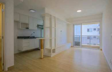 Imagem: O apartamento possui 1 Dormitório, 2 Banheiros, 1 Vaga na garagem