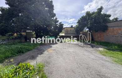 Imagem: O terreno possui 360m² de Área e está localizado em Vila