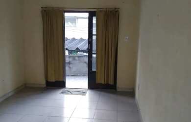 Imagem: A casa em condomínio possui 2 Dormitórios, 2 Banheiros, 165m²