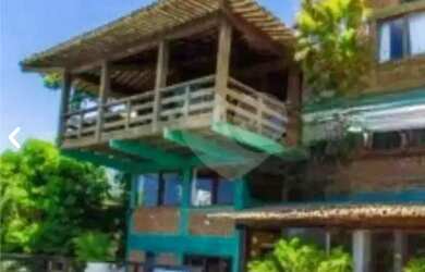 Imagem: A casa em condomínio possui 5 Dormitórios, 2 Banheiros, 4