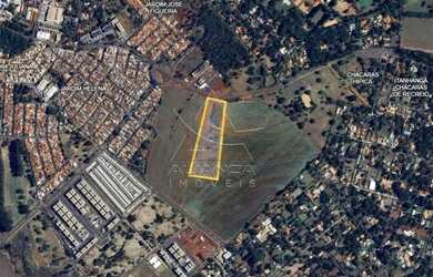 Imagem: O terreno possui 40000m² de Área e está localizado em Jardim
