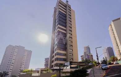 Imagem: O apartamento possui 3 Dormitórios, 5 Banheiros, 4 Vagas na