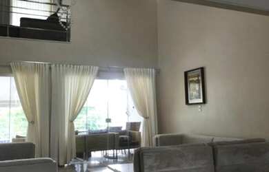 Imagem: A casa em condomínio possui 5 Dormitórios, 3 Banheiros, 4