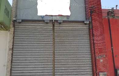 Imagem: O depósito possui 1 Vaga na garagem, 54m² de Área e está