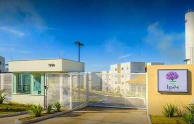 Imagem: O apartamento possui 2 Dormitórios, 1 Banheiro, 1 Vaga na garagem