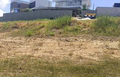 Imagem: O terreno possui 825m² de Área e está localizado em Interlagos