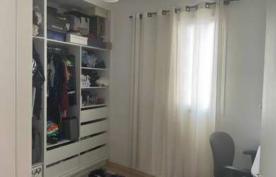 Imagem: O apartamento possui 2 Dormitórios, 2 Banheiros, 2 Vagas na