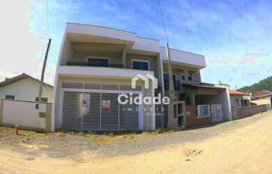 Imagem: A casa possui 3 Dormitórios, 1 Banheiro, 125m² de Área e