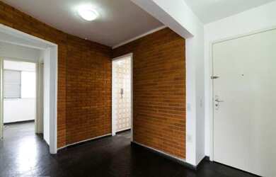 Imagem: O apartamento possui 3 Dormitórios, 2 Banheiros, 1 Vaga na