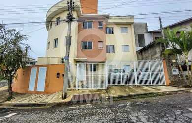 Imagem: O apartamento possui 3 Dormitórios, 1 Banheiro, 1 Vaga na garagem