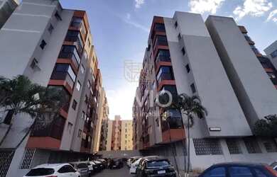 Imagem: O apartamento possui 2 Dormitórios, 1 Banheiro e 44m² de Área