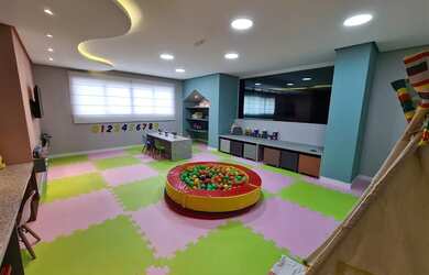 Imagem: O apartamento possui 2 Dormitórios, 2 Banheiros, 1 Vaga na