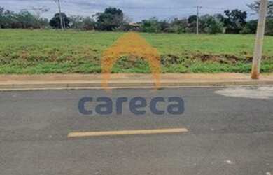 Imagem: O terreno possui 200m² de Área e está localizado em São