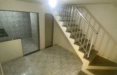 Imagem: A casa possui 2 Dormitórios, 2 Banheiros e está localizado