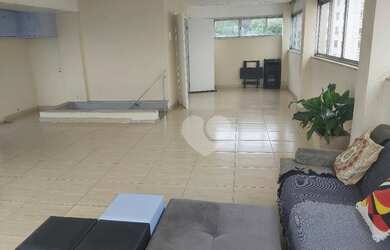 Imagem: O apartamento na cobertura possui 5 Dormitórios, 2 Banheiros