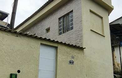 Imagem: A casa possui 2 Dormitórios, 1 Banheiro, 70m² de Área e