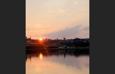 Imagem: O terreno possui 360m² de Área e está localizado em Oficinas