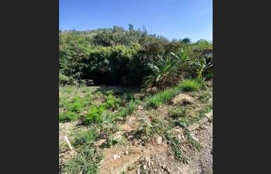 Imagem: O terreno possui 200m² de Área e está localizado em Pedreira