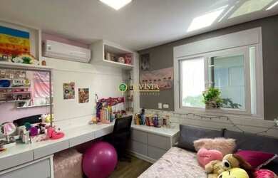 Imagem 9: Locação no bairro Agronômica Varanda Gourmet com churrasqueira, hidromassagem,...