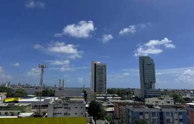 Imagem: O apartamento possui 2 Dormitórios, 3 Banheiros, 1 Vaga na