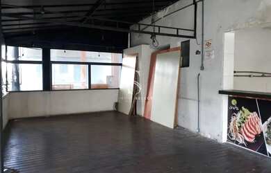 Imagem: O terreno possui 959m² de Área e está localizado em Barra