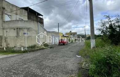 Imagem: O terreno possui 180m² de Área e está localizado em Campo