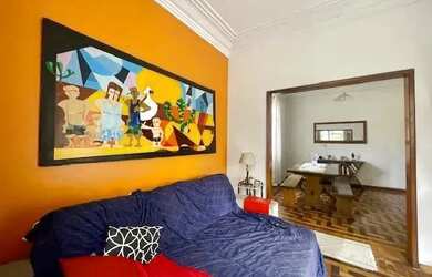 Imagem: A casa possui 3 Dormitórios, 2 Banheiros, 2 Vagas na garagem