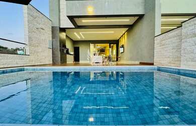 Imagem 3: Triplex com 211 m², 3 suítes plenas, área gourmet, piscina e porcelanato...