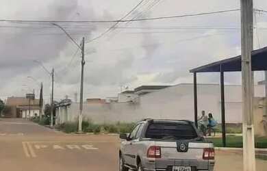 Imagem: O terreno possui 346m² de Área e está localizado em Ouvidor