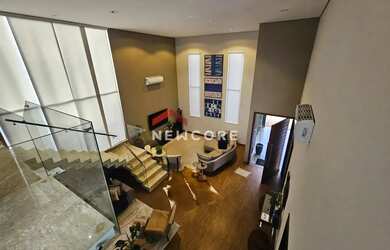 Imagem: A casa em condomínio à venda possui 4 Dormitórios, 5 Banheiros