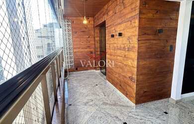 Imagem: O apartamento possui 3 Dormitórios, 4 Banheiros, 2 Vagas na