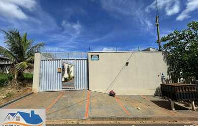 Imagem: A casa possui 1 Dormitório, 1 Banheiro, 70m² de Área e está