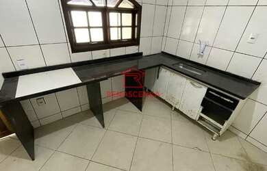 Imagem 10: Maravilhosa Casa 02 qtos , 02 vagas de garagem em Santa cruz - Não paga...