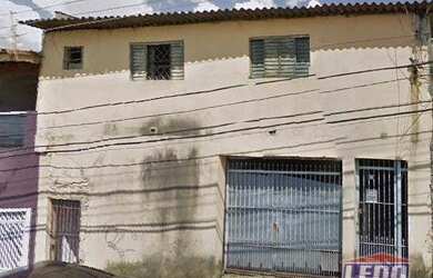 Imagem: A casa possui 2 Dormitórios, 1 Banheiro, 1 Vaga na garagem