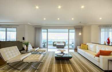 Imagem: O apartamento possui 3 Dormitórios, 5 Banheiros, 5 Vagas na