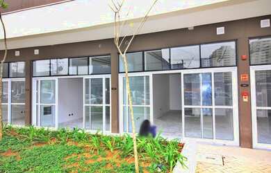 Imagem: O depósito possui 5 Vagas na garagem e 75m² de Área e está