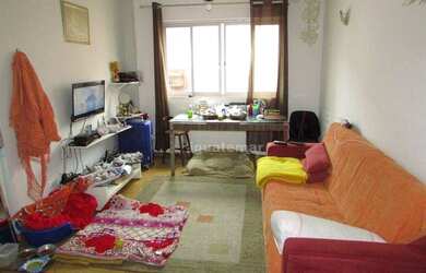 Imagem: O apartamento possui 1 Dormitório, 2 Banheiros, 1 Vaga na garagem