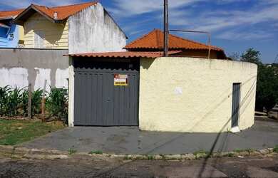 Imagem: A casa para alugar possui 2 Dormitórios, 1 Banheiro, 1 Vaga