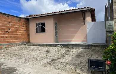 Imagem: A casa possui 2 Dormitórios, 1 Banheiro, 50m² de Área e