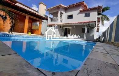 Imagem: A casa à venda possui 4 Dormitórios, 5 Banheiros, 3 Vagas