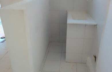 Imagem 5: Oportunidade Única Apt 1/4 Sala, cozinha Americana (Perto da Praia ) Negociável