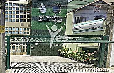 Imagem: O depósito possui 3 Vagas na garagem, 217m² de Área e está